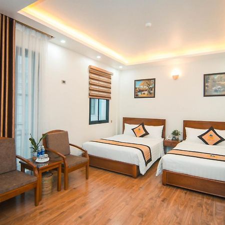 Hoàng Long Hotel Ha Long Esterno foto